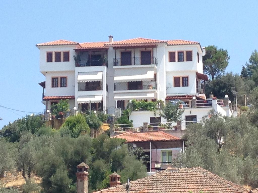 Platanias Hillside Apartment Exterior photo